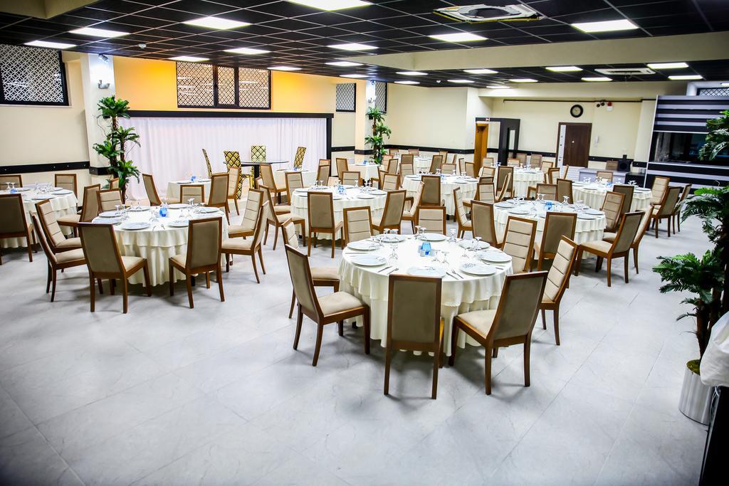Emsa Palace Hotel Darica  Exterior photo